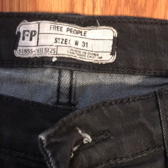 Free People black skinny jeans sz 31 - Picture 2 of 5